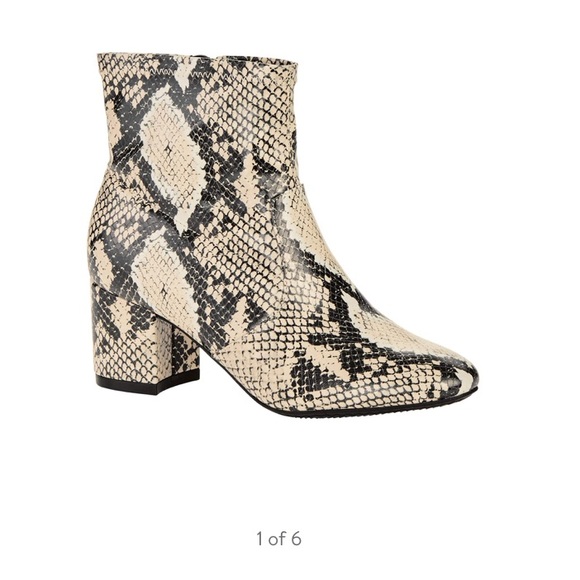 Snake skin boots - Picture 2 of 6